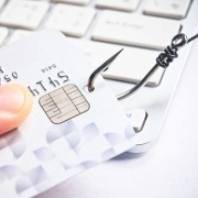 Erkennen Sie Phishing E-Mails frühzeitig & schützen Sie Ihren Computer! Die Monnet Informatik beratet Sie gerne.